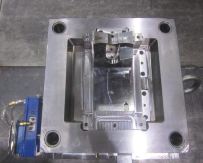 China Two Plate Cold / Hot Runner Injection Mould For Candy Box Retainer Plate for sale