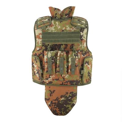 China Security& fight& Hunting Double Safe Wholesale Custom Full Body Security Army Hunting Tactical Molle Military Combat For Men for sale