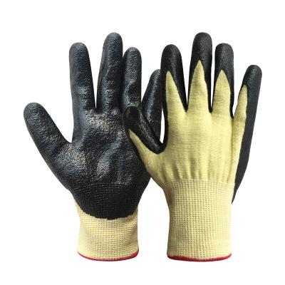 China Anti-heat cut and heat resistant gloves with granular nitrile coating cut level D for sale