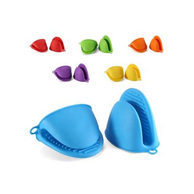 China Oven High Quality Wholesale Food Grade Anti-hot Silicone Hand Clip for sale