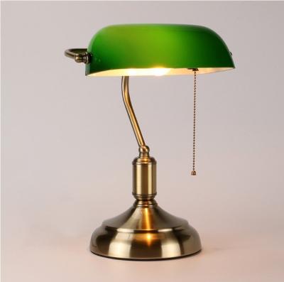 China European retro modern creative personality green table lamp living room bedroom bedside decoration office desk table lamp for sale