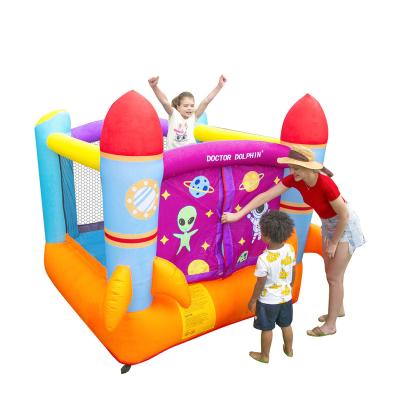 China Family Party Doctor Dolphin New Design Inflatable Games Kids Air Bounce Game House Jumping Castle for sale