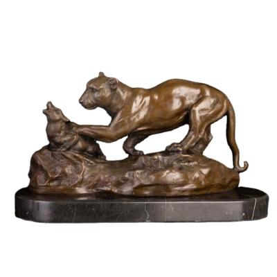 China Europe DW-075 Pather Bronze Animal Hunting Art Decor Statue Sculpture Pather Figurines Wild Black Leopard for Home Decoration for sale