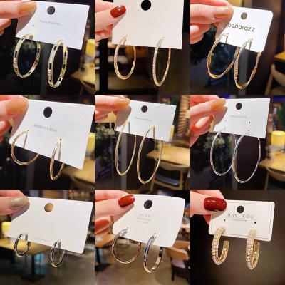 China FASHIONABLE TONGLING earrings for ladies 925 Korean women silver earrings jewelry round earrings wholesale cheap for sale