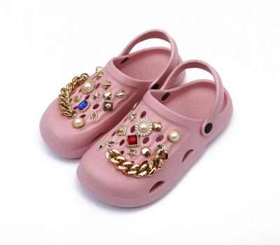 China 2021 Best-selling Europe and America Amazon New Design Pink DIY Hot-selling Breathable EVA Clogs Garden Shoes Accessories for sale