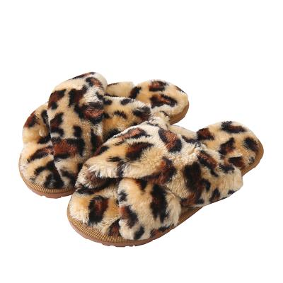 China Breathable and wearable plush ladies high quality tendon bottom fashion trend ox slippers wholesale for sale