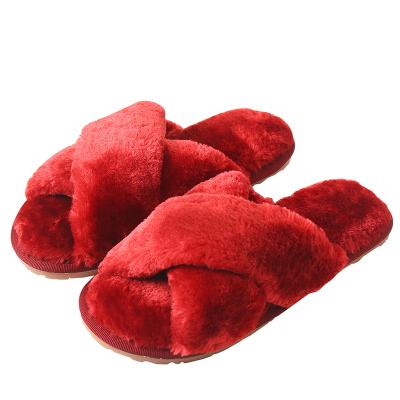 China Wholesale Winter Furry High Quality Family Slippers Fashion Trend Women's Fashion Warm Wine Red Indoor Slippers for sale