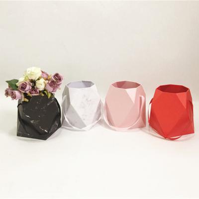 China Beautiful Features Recyclable Pure Silk Flower Eternal Life Ribbon Color Gift Box Flower Arrangement Polygon Simple-Product Box for sale