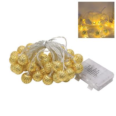 China Garden New Energy Led Solar Lights Outdoor Festival Decoration Garden Metal Hollow Ball Waterproof Moroccan Ball Solar String Lights for sale