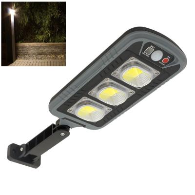 China Garden Solar LED Street Light High Lumen Induction Motion Sensor Waterproof All-in-One Outdoor Garden Solar Street Light for sale