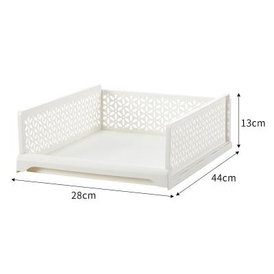 China Sustainable Plastic Stackable Storage Basket Closet Organizer for Clothing for sale