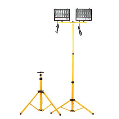 China Industrial Foldable Flexible Bracket For Led Work Light Tripod Stand For Spotlight for sale