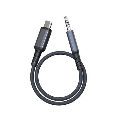 Cina OEM Manufacturer 3.5mm 30cm 50cm Pigtail Audio Type-C Splitter PC Earphone Digital Audio Headset Adapter With Cable in vendita