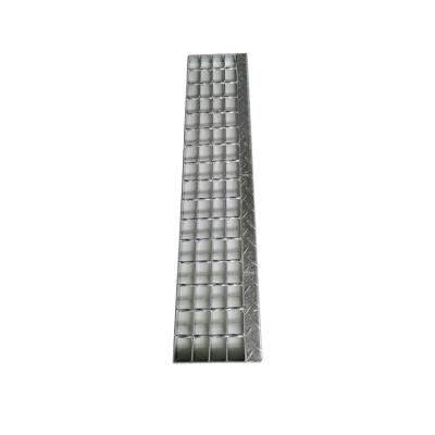 China Modern Factory Produced Non Skid Stair Tread Industrial Exterior Steel for sale