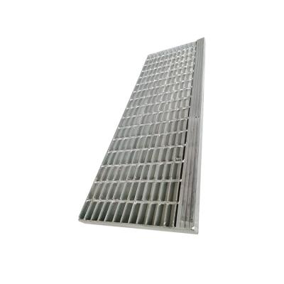 China Modern Perfect Quality Metal Stainless Steel Grating Galvanized Stair Treads for sale