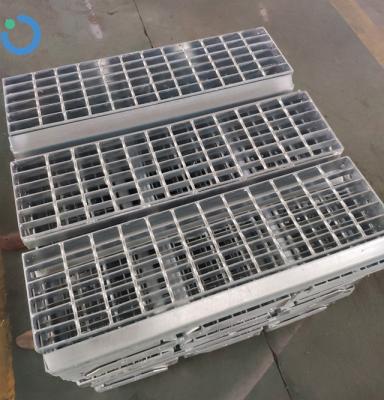 China Galvanized Modern Composite Non Slip Exterior Serrated Exterior Heavy Duty Steel Stair Treads for sale