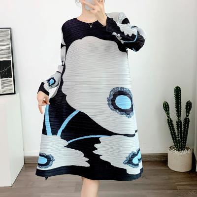 China Viable Ladies Sweet Oversized Knit Dress With Jacquard Custom Sweater Pattern Mini Length Dress for sale