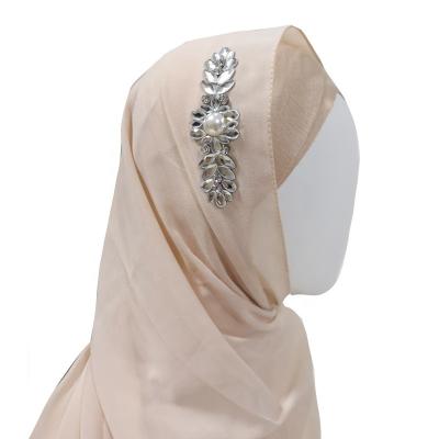 China Wholesale Comfortable Solid Color Light Weight Collection Woven Women Crinkle Muslim Cotton Hijab Hajab Scarf for sale