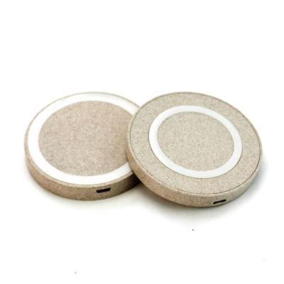 China Wheat Straw Mobile Phone Charger 5W Biodegradable Eco Friendly Round Shape Mobile Phone Wireless Charger for sale