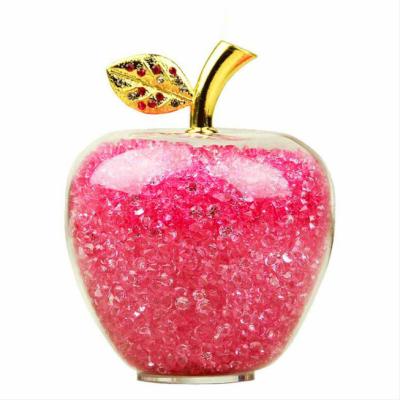 China Europe hot sale girlfeiends gifts Christmas ornament open car glass decoration apple crystal figurine for wedding gifts for sale