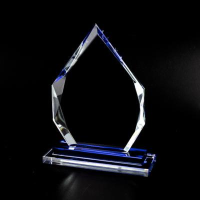 China Europe Custom Quality 3D Engrave Empty White Crystal Trophy For Souvenir Events Glass K9 Crystal Trophy /Personalized for sale