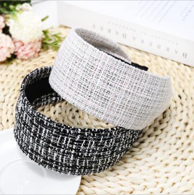 China 2021 new fashion designer women's wide headband hair belt accessories girl headdress for sale