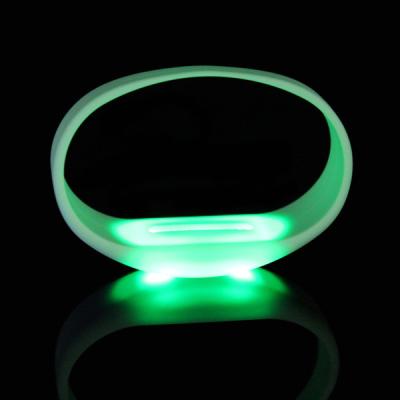 China Motion Activated Silicone LED Bracelet For Concert,Carnivals, Sporting Events, Party for sale