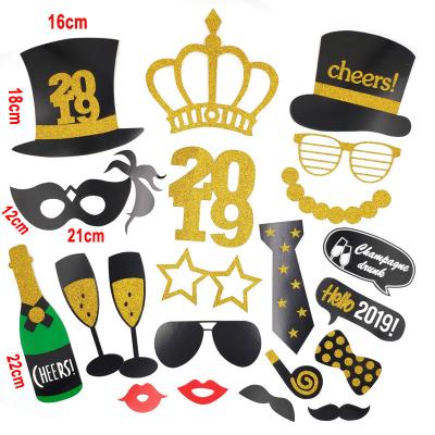 China Toy Customize Manufacturer Funny Educational Paper Handheld Photo Props Happy New Year Holiday Props Holiday Handheld Supplies for sale