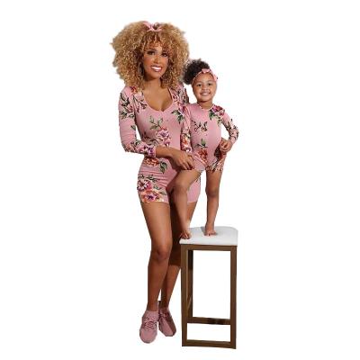 China QUICK DRY Family Floral Print Matching Sleeve One Piece Romper Set Jumpsuit Long Shorts Single Casual Onesie Bobysuit Mother Daughter Girl for sale