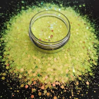 China Nails CUPS Latest PET Glitter Powder Super Thin Confetti For Christmas Craft Decoration Cosmetic for sale