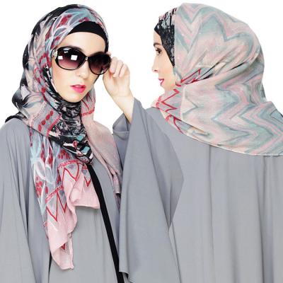 China Printed Cotton Hijab Scarf Women's Cotton Hijab Scarf With Fringe for sale