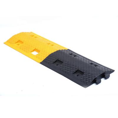 China Plastic Speed ​​Breaker Bump For Road PE High Quality Cheap Price Driveway Restriction Concrete Speed ​​Bump for sale