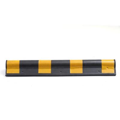 China Road Equipment Black Protector Yellow Reflective Corners Of Walls for sale