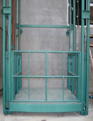 China Safety Easy Operation Convenience Hydraulic Warehouse Guide Rail Cargo Lift Price for sale