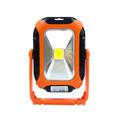 China 5200mAh OUTDOOR Waterproof Hanging 360 Outdoor Usb Rechargeable Led Solar Lantern Camping Lights With Mobile Phone Charger for sale