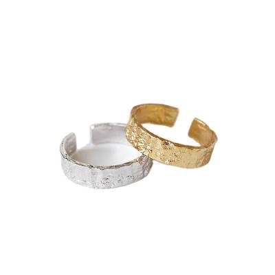 China Sland Jewelry Manufacturer CLASSIC Wholesale Rhodium and Low MOQ Gold Plating Hammered Texture 925 Sterling Silver Resizeable Rings for sale