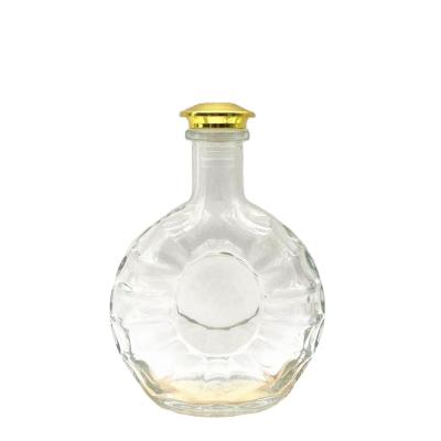 China Liquor Premium Bespoke Glass Bottle For Rum Whiskey Vodka Gin Spirits With Cork Or Plastic Stopper for sale