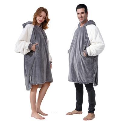 China Adult Xmas Sherpa Hooded Blanket Anti-static Oversized Wearable Comfortable Giant Blanket Sweatshirts Sherpa Blanket for sale