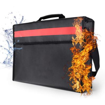 China 2021 Customs Outdoor Sport Waterproof And Flame Retardant Portable Travel Shoulder Fireproof Bag for sale