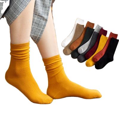 China New Fashion Women Socks Beautiful Letter Socks Modern Crew Socks QUICK DRY Breathable Ladies Short Socks for sale