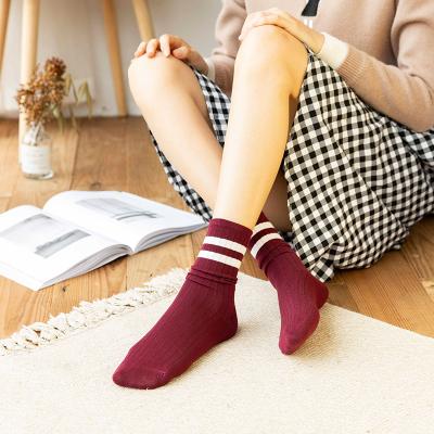 China New Fashion QUICK DRY women thongs socks modern lovely ladies crew shorts thongs viable girl socks breathable for sale