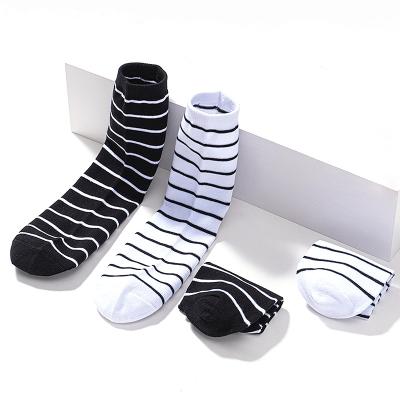 China Wholesale New Fashion QUICK DRY Women's Cotton Socks Cartoon Socks Cute Breathable Women Socks for sale