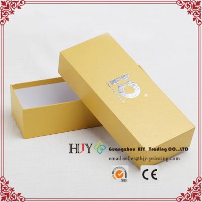 China Nice Materials Recycled Design Shaped Shoe Gift Box For Christmas Gift Wrapping for sale