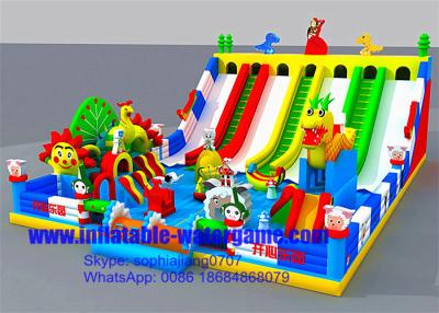 China Multi Color Waterproof Giant Inflatable Fun City 12 Months Warranty 20M X12M for sale