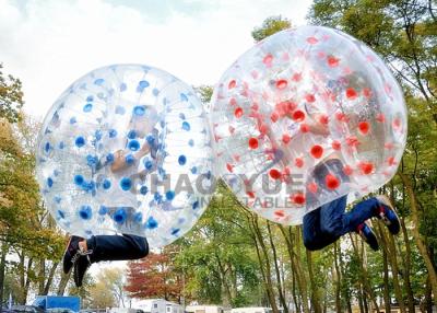 China Bunte Punkte 1.5m 1.0mm Fußball-Blasen-Fußball PVCs aufblasbarer Zorb mit CER Pumpe zu verkaufen