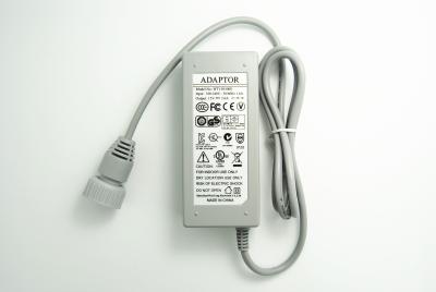 China Adaptador de la fuente de alimentación de la transferencia del robot EN61558 de la limpieza, OEM/ODM C6/C8/C14 2 pernos/3 pernos en venta