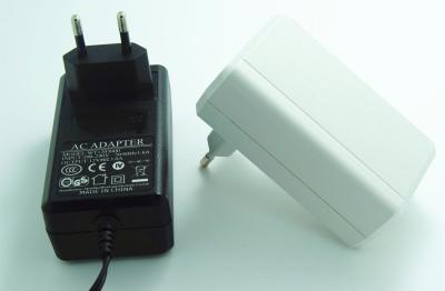 China CA de la CA DC del enchufe de 2 Pin al adaptador de DC, 100V 240V a la CA 50Hz/60Hz en venta