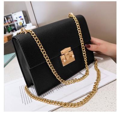 China Durable High Quality Personalized Leather Chain Messenger Bag PU Metal Shoulder Women Handbag for sale