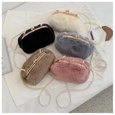 China Mini Plush Women's Plush Bag Fashion Pearl Chain Shoulder Tilted Across Bundles for sale