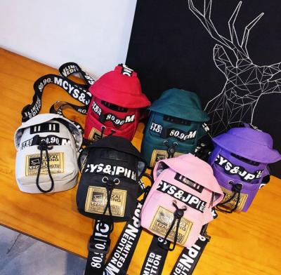 China 2021 Wholesale Korean Fashion Factory Messenger Bag Hip Hop Fashion Canvas Chest Bags Women for sale